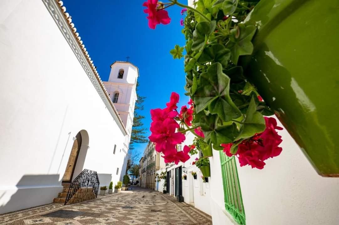 Apartamento En El Mirador De Nerja Dış mekan fotoğraf